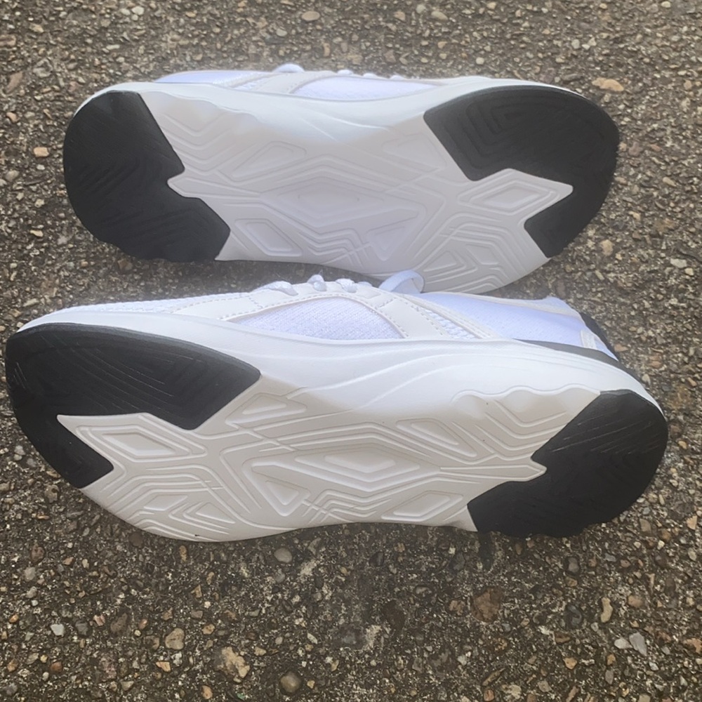 NEW✨’Starla 2’ Puma Sneakers - Size 9M Women - Picture 4 of 6